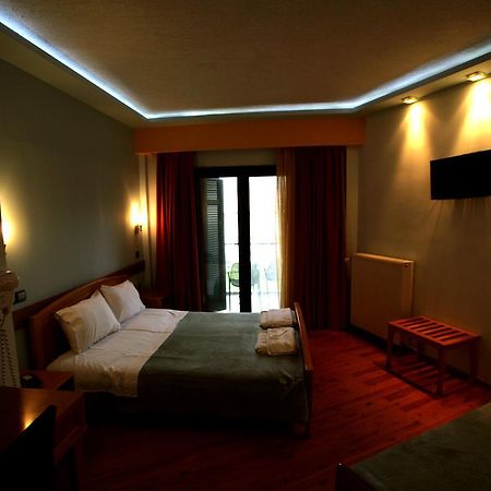 Hotel Elikonio Agia Anna  Esterno foto