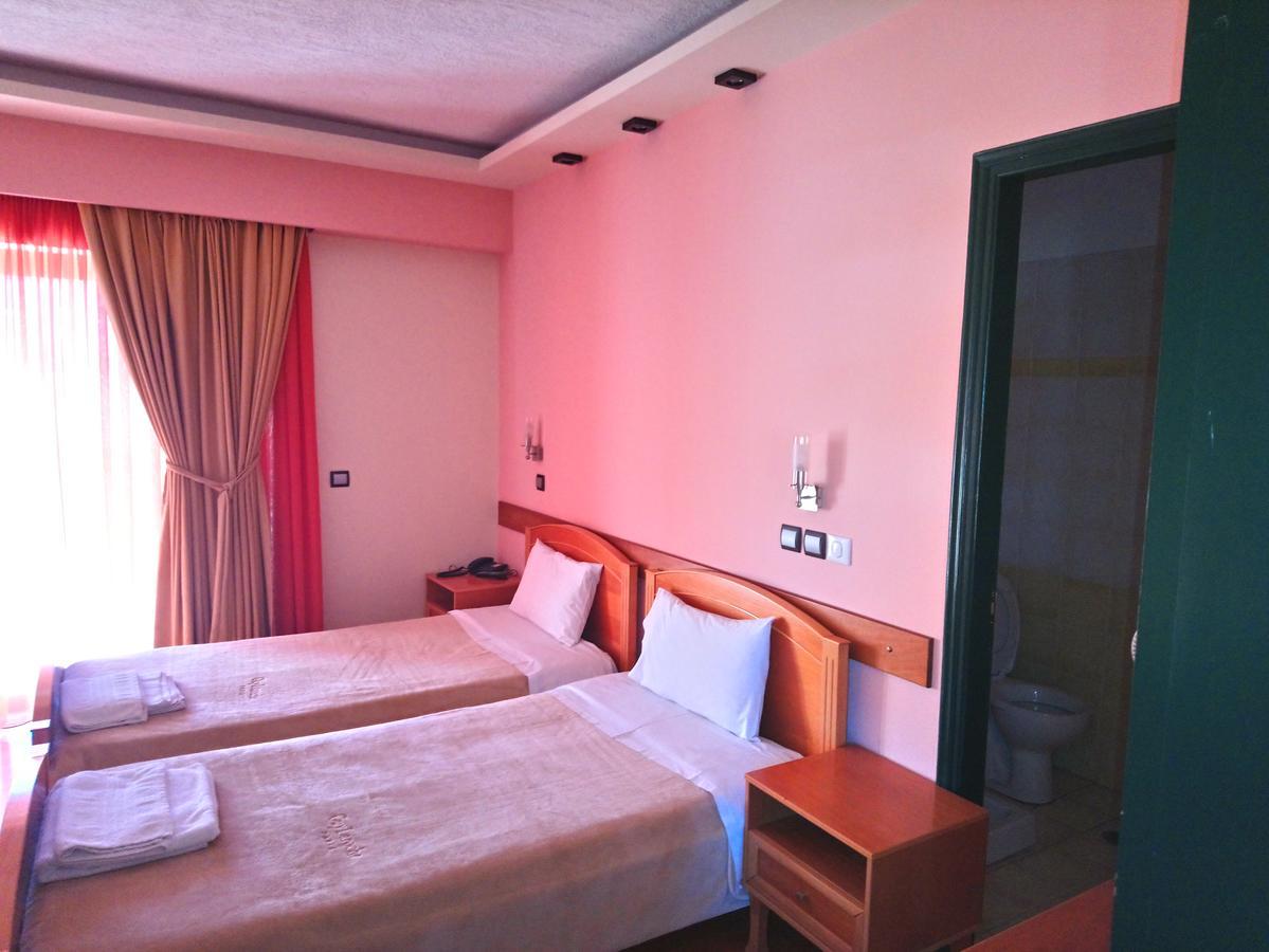 Hotel Elikonio Agia Anna  Esterno foto
