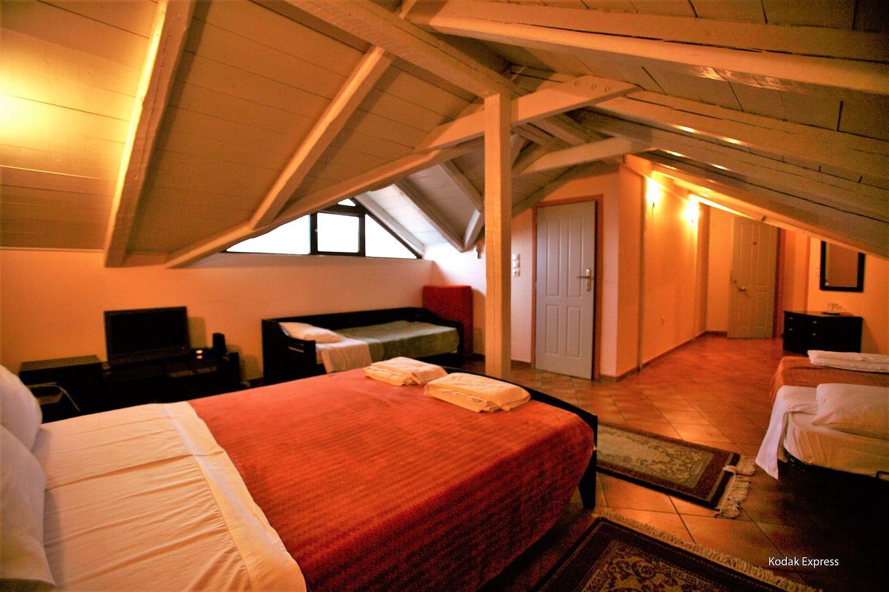 Hotel Elikonio Agia Anna  Esterno foto