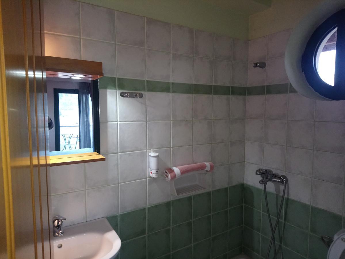 Hotel Elikonio Agia Anna  Esterno foto